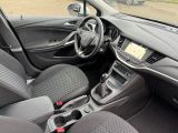 Opel Astra bei Gebrauchtwagen.expert - Abbildung (12 / 15)