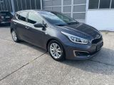 Kia Ceed bei Gebrauchtwagen.expert - Abbildung (3 / 15)