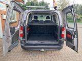 Opel Combo bei Gebrauchtwagen.expert - Abbildung (15 / 15) Opel Combo bei Gebrauchtwagen.expert - Abbildung (15 / 15)