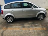 Audi A2 bei Gebrauchtwagen.expert - Abbildung (4 / 10) Audi A2 bei Gebrauchtwagen.expert - Abbildung (4 / 10)