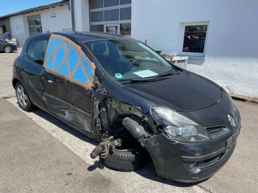 Renault Clio bei Gebrauchtwagen.expert - Hauptabbildung Renault Clio bei Gebrauchtwagen.expert - Hauptabbildung