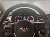 Kia Stonic bei Gebrauchtwagen.expert - Abbildung (8 / 14)