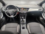 Opel Astra bei Gebrauchtwagen.expert - Abbildung (11 / 15)