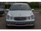 Mercedes-Benz C-Klasse bei Gebrauchtwagen.expert - Abbildung (2 / 15) Mercedes-Benz C-Klasse bei Gebrauchtwagen.expert - Abbildung (2 / 15)