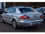 Skoda Superb bei Gebrauchtwagen.expert - Abbildung (7 / 15)