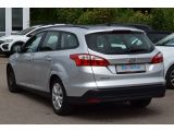 Ford Focus Turnier bei Gebrauchtwagen.expert - Abbildung (6 / 15)