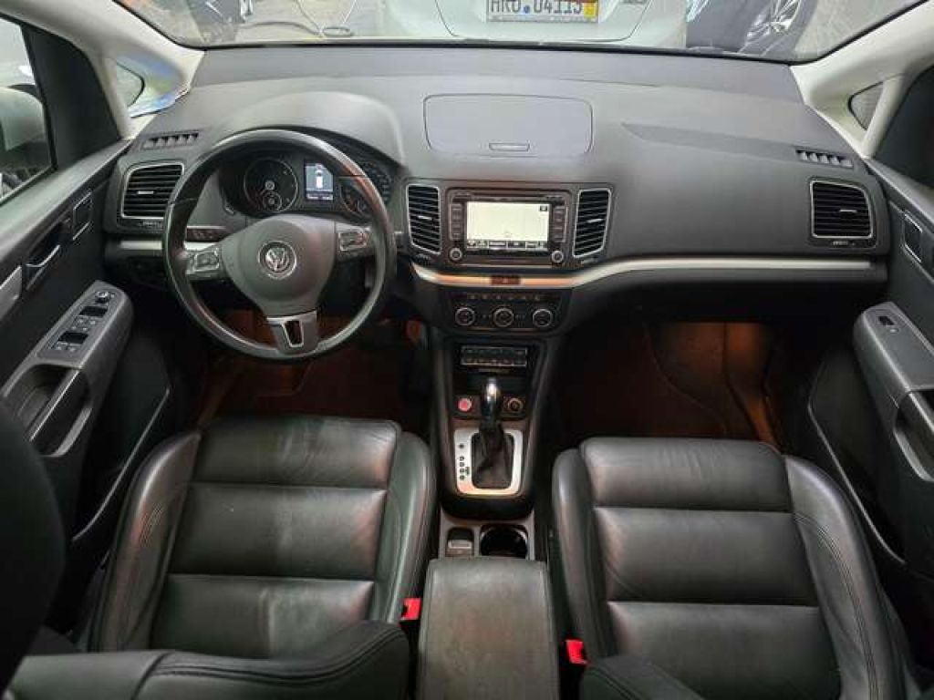 VW Sharan bei Gebrauchtwagen.expert - Hauptabbildung VW Sharan bei Gebrauchtwagen.expert - Hauptabbildung