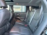Jeep Cherokee bei Gebrauchtwagen.expert - Abbildung (3 / 10)