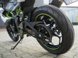 Kawasaki Z 125 bei Gebrauchtwagen.expert - Abbildung (14 / 15)