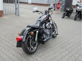 Harley-Davidson Low bei Gebrauchtwagen.expert - Abbildung (9 / 15) Harley-Davidson Low bei Gebrauchtwagen.expert - Abbildung (9 / 15)