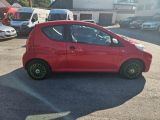 Peugeot 107 bei Gebrauchtwagen.expert - Abbildung (3 / 9)