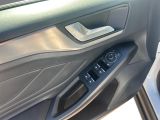 Ford Focus bei Gebrauchtwagen.expert - Abbildung (12 / 15) Ford Focus bei Gebrauchtwagen.expert - Abbildung (12 / 15)