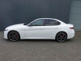 Alfa Romeo Giulia bei Gebrauchtwagen.expert - Abbildung (2 / 15)