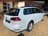 VW Golf VII bei Gebrauchtwagen.expert - Abbildung (4 / 15)