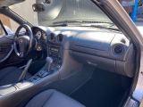 Mazda MX 5 bei Gebrauchtwagen.expert - Abbildung (13 / 15) Mazda MX 5 bei Gebrauchtwagen.expert - Abbildung (13 / 15)