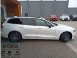 Volvo V60 bei Gebrauchtwagen.expert - Abbildung (4 / 15) Volvo V60 bei Gebrauchtwagen.expert - Abbildung (4 / 15)