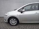 Toyota Auris bei Gebrauchtwagen.expert - Abbildung (4 / 10)