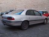 Opel Omega bei Gebrauchtwagen.expert - Abbildung (8 / 15) Opel Omega bei Gebrauchtwagen.expert - Abbildung (8 / 15)