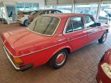 Mercedes-Benz 200 bei Gebrauchtwagen.expert - Abbildung (5 / 15)