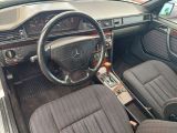 Mercedes-Benz 230 bei Gebrauchtwagen.expert - Abbildung (13 / 15)
