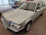 Mercedes-Benz 230 bei Gebrauchtwagen.expert - Abbildung (2 / 15)