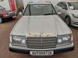 Mercedes-Benz 230 bei Gebrauchtwagen.expert - Abbildung (5 / 15)