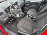 Opel Zafira bei Gebrauchtwagen.expert - Abbildung (8 / 9)