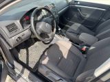 VW Golf V bei Gebrauchtwagen.expert - Abbildung (8 / 10)