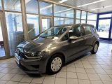 VW Golf Sportsvan bei Gebrauchtwagen.expert - Abbildung (2 / 15)