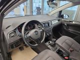 VW Golf Sportsvan bei Gebrauchtwagen.expert - Abbildung (13 / 15)