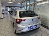 VW Polo bei Gebrauchtwagen.expert - Abbildung (4 / 15) VW Polo bei Gebrauchtwagen.expert - Abbildung (4 / 15)