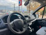 Opel Vivaro bei Gebrauchtwagen.expert - Abbildung (13 / 15)