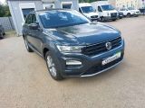 VW T-Roc bei Gebrauchtwagen.expert - Abbildung (3 / 15) VW T-Roc bei Gebrauchtwagen.expert - Abbildung (3 / 15)
