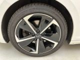Opel Astra bei Gebrauchtwagen.expert - Abbildung (12 / 15) Opel Astra bei Gebrauchtwagen.expert - Abbildung (12 / 15)