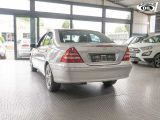 Mercedes-Benz C-Klasse bei Gebrauchtwagen.expert - Abbildung (4 / 15)