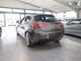 Alfa Romeo Giulietta bei Gebrauchtwagen.expert - Abbildung (3 / 15) Alfa Romeo Giulietta bei Gebrauchtwagen.expert - Abbildung (3 / 15)