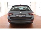 Skoda Superb bei Gebrauchtwagen.expert - Abbildung (5 / 15)