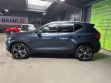 Volvo XC 40 bei Gebrauchtwagen.expert - Abbildung (3 / 15) Volvo XC 40 bei Gebrauchtwagen.expert - Abbildung (3 / 15)