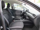 Ford Focus Turnier bei Gebrauchtwagen.expert - Abbildung (15 / 15) Ford Focus Turnier bei Gebrauchtwagen.expert - Abbildung (15 / 15)