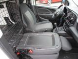 Fiat Doblo bei Gebrauchtwagen.expert - Abbildung (9 / 12) Fiat Doblo bei Gebrauchtwagen.expert - Abbildung (9 / 12)