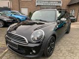 Mini One bei Gebrauchtwagen.expert - Abbildung (2 / 15) Mini One bei Gebrauchtwagen.expert - Abbildung (2 / 15)