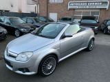 Opel Tigra bei Gebrauchtwagen.expert - Abbildung (7 / 15)