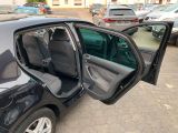 VW Golf V bei Gebrauchtwagen.expert - Abbildung (5 / 15)
