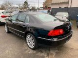 VW Phaeton bei Gebrauchtwagen.expert - Abbildung (11 / 15)