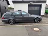 Mercedes-Benz E 50 500 5.0 V8 Avantgarde bei Gebrauchtwagen.expert - Abbildung (5 / 15)