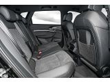 Audi e-tron bei Gebrauchtwagen.expert - Abbildung (11 / 14)