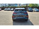 Hyundai Kona bei Gebrauchtwagen.expert - Abbildung (4 / 15)
