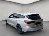 Ford Focus Turnier bei Gebrauchtwagen.expert - Abbildung (5 / 9)