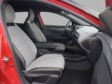 Renault Megane bei Gebrauchtwagen.expert - Abbildung (9 / 14) Renault Megane bei Gebrauchtwagen.expert - Abbildung (9 / 14)