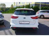 Kia Ceed bei Gebrauchtwagen.expert - Abbildung (5 / 15)